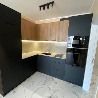 Долгосрочная аренда современной 3-комнатной квартиры, район Бриз, Варна, Болгария